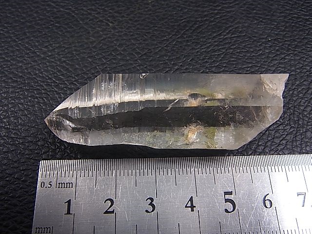 画像: スウェーデン・イェムトランズ産ウォータークリア水晶ポイント 34.1g
