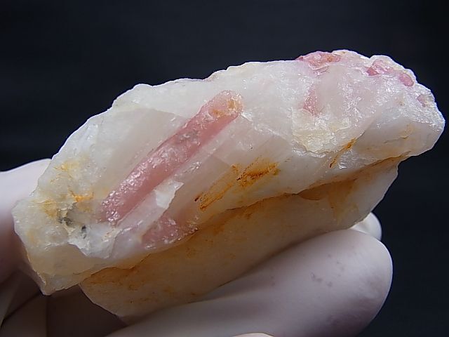 画像: アフガニスタン産ピンクトルマリン結晶原石 135.4g