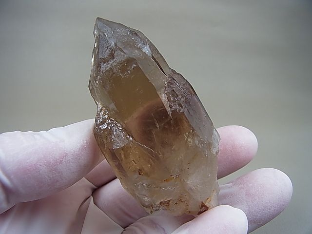 画像: ベトナム・カインホア産スモーキー水晶（シトリンカラー/カテドラル） 69.0g