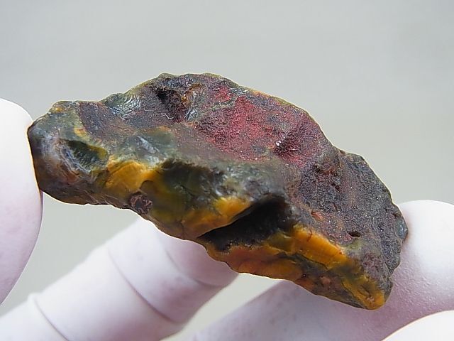 画像: トルコ産フォックスアゲート（瑪瑙）未研磨原石 32.4g