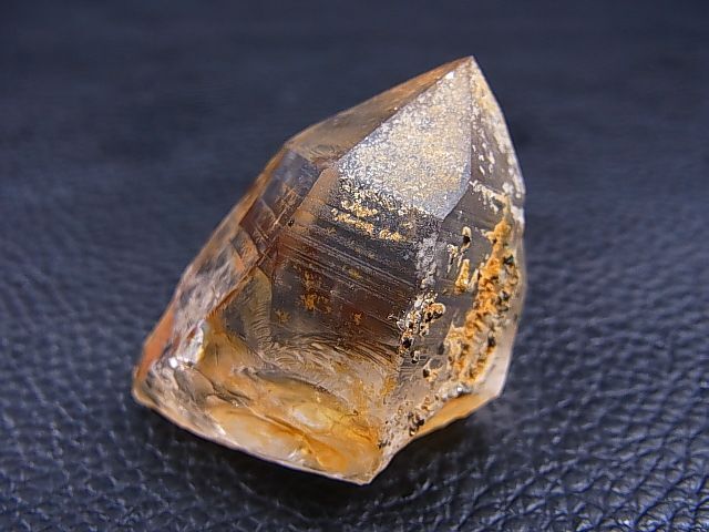 画像: ガネーシュヒマール・ヒンドゥン産ゴールデンヒーラー水晶ポイント 27.3g