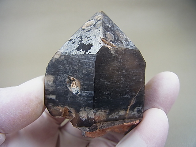 画像: フィンランド産スモーキー水晶（ケアンゴーム）ポイント 129.0g