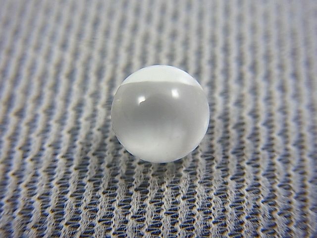 画像: ヴィクトリアストーン（飯盛ラボストーンIL-stone）レアカラー：ホワイト・ビーズ 6.7mm