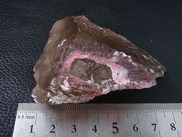 画像: アフガニスタン産ローズクオーツ結晶（紅水晶）原石 117.0g
