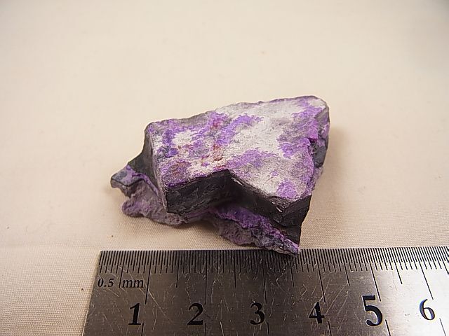 画像: 南アフリカ・チュワニン鉱山産ピンクスギライト原石 31.3g