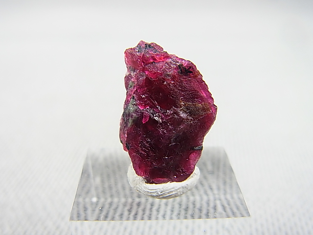 画像: コラ半島産ユーディアライト原石結晶 7.6カラット
