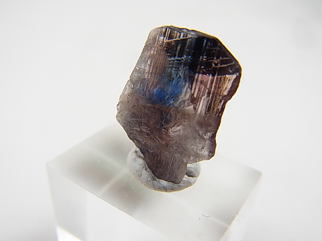 画像: ギルギット産ブルーティントアキシナイト結晶原石 4.8カラット