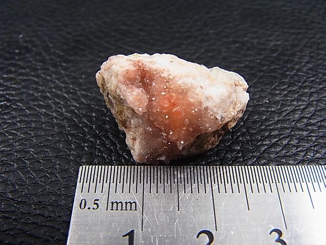 画像: 栃木県万珠鉱山産鉄水晶原石 7.2g