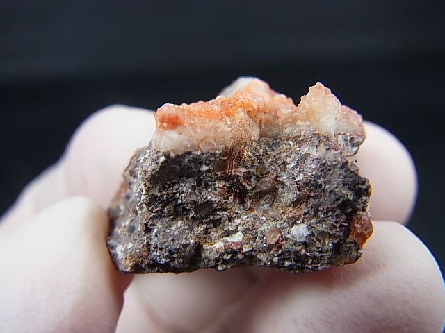 画像: 栃木県万珠鉱山産鉄水晶原石 9.3g