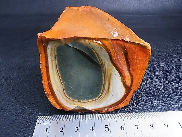 画像: マダガスカル産ポリクロームジャスパー原石 298.2g