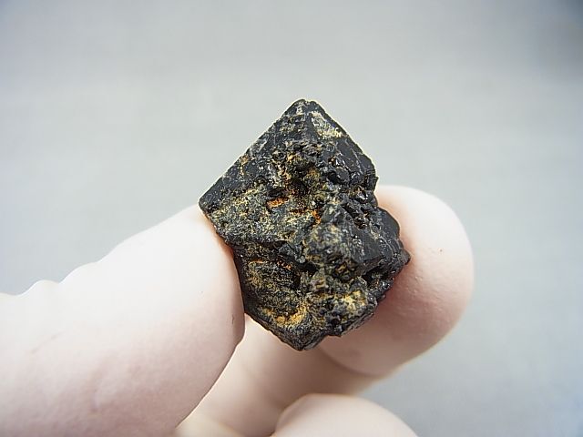 画像: ベトナムLuc Yen産ブラックスピネル原石八面体結晶 35.5カラット