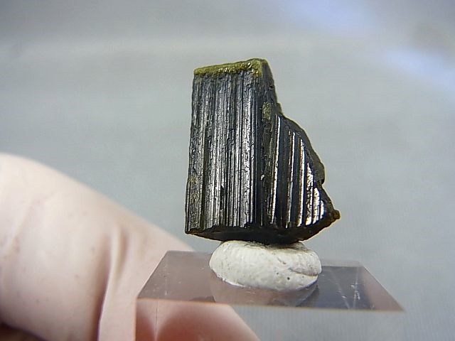 画像1: アフガニスタン産クロムトルマリン/ドラバイト原石（カラーチェンジタイプ） 13.5カラット