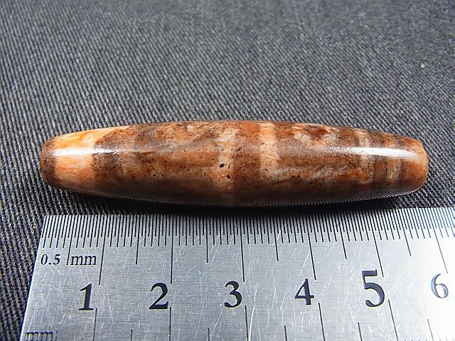 画像: 「赤四眼」現代天珠 直径約13×57mm