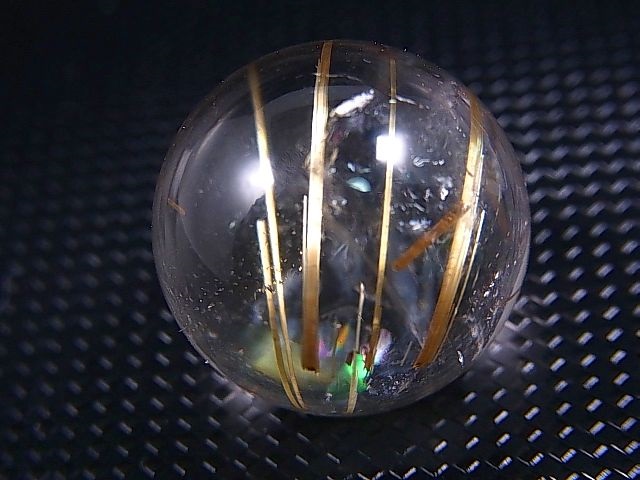 画像2: ブラジル産タイチンルチル水晶丸玉（レインボー入り） 20mm