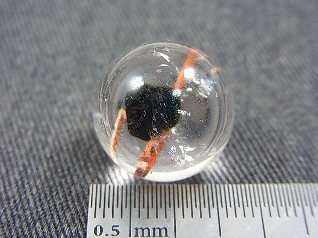 画像: ブラジル産グリーントルマリンイン水晶丸玉 16.5mm