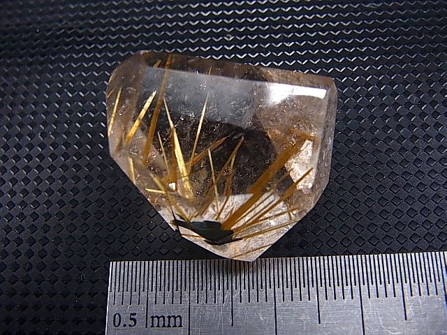 画像: ブラジル産タイチンルチル水晶研磨原石 14.7g