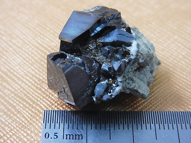 画像: ノルウェー産アナテース結晶原石（連晶） 14.4g