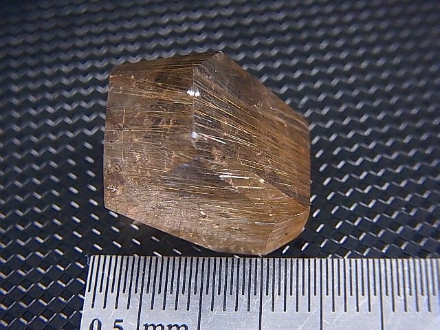 画像: ブラジル産ゴールドルチル水晶研磨原石 5.8g