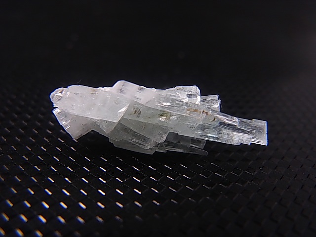 画像: パキスタン・ギルギット産アクアマリン柱状結晶原石（多連晶） 5.0カラット