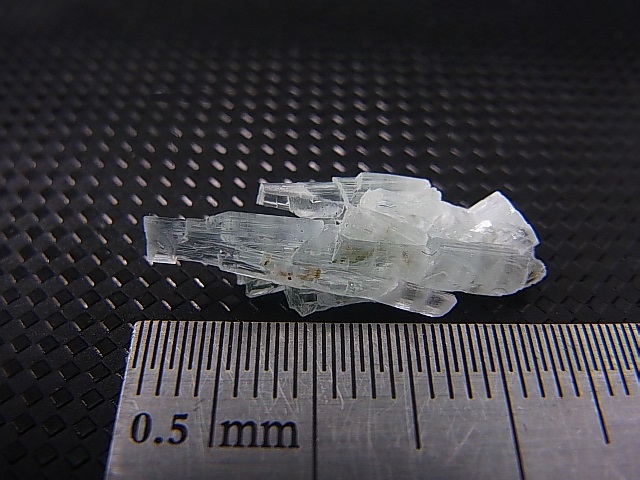 画像: パキスタン・ギルギット産アクアマリン柱状結晶原石（多連晶） 5.0カラット