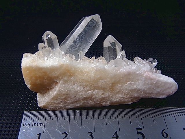 画像: インド・マニカラン産水晶クラスター 39.0g