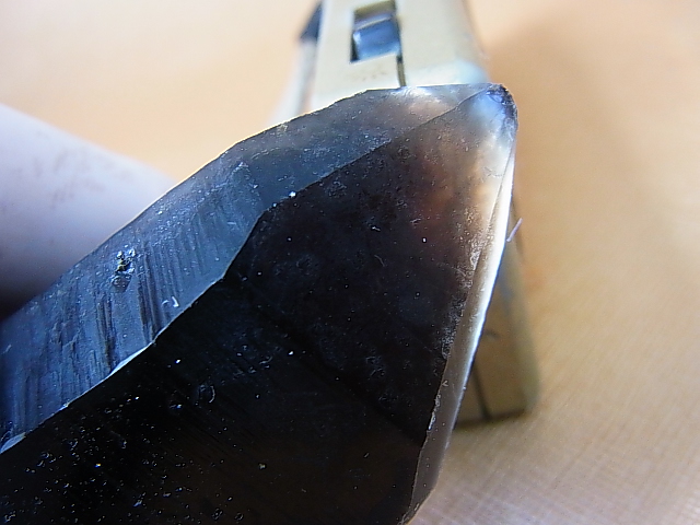 画像: ノルウェー産モリオン（ケアンゴーム）原石 191.2g