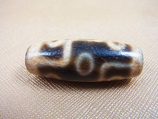画像: 「九眼」（ドラゴンライン入り）現代天珠 直径約14.5×39mm