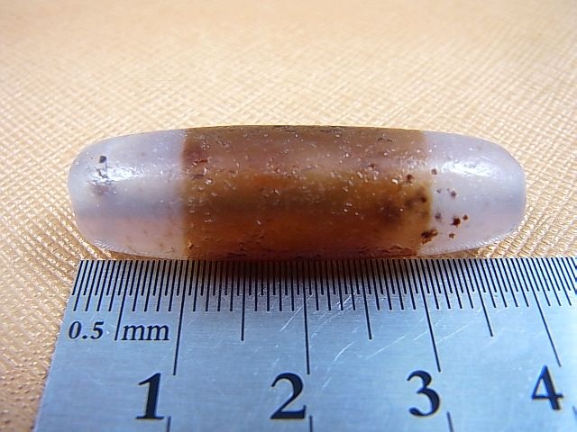 画像: 「黒白」（黒朱砂入り）現代天珠 直径約11.5×38.5mm