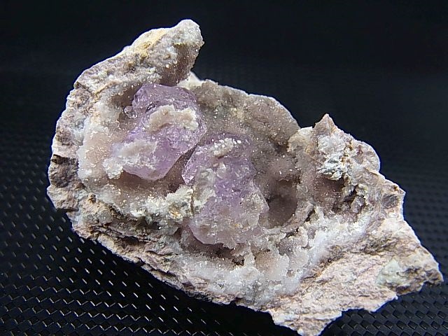 画像: メキシコ・ソノラ州産アメジスト原石 32.4g