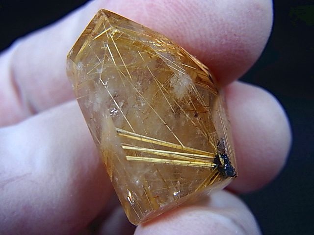 画像: ブラジル産タイチンルチル水晶研磨原石 8.3g