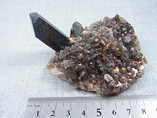 画像: スコットランド産ケアンゴーム（スモーキー）水晶原石 160.8g