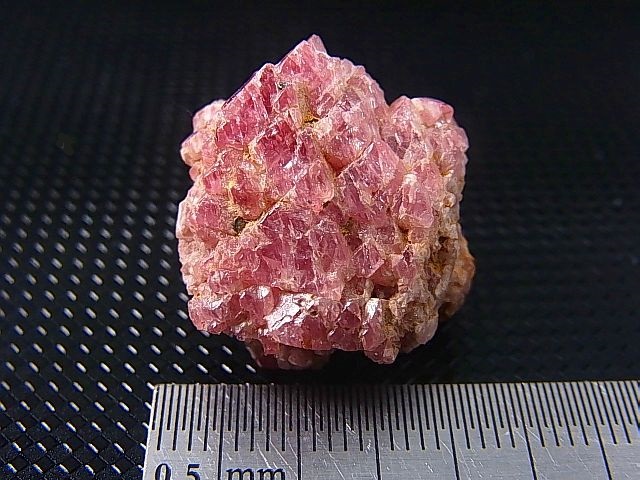 画像: ベトナムLuc Yen産ピンクスピネル原石 51.2カラット