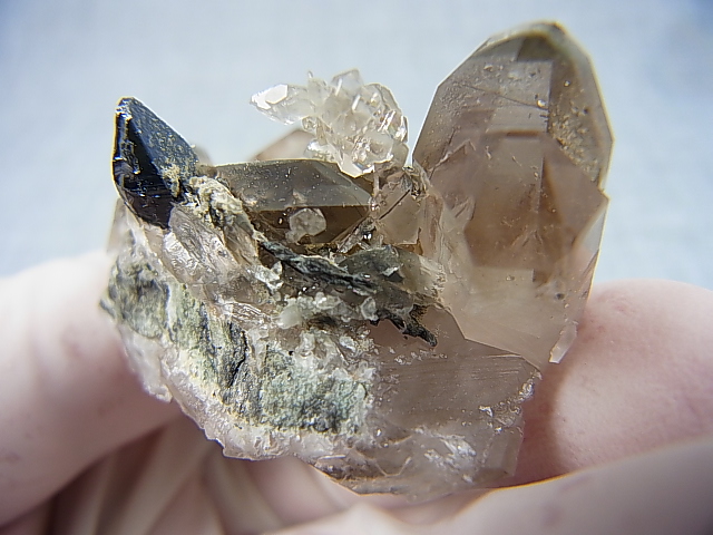 画像: ノルウェー産スモーキー水晶クラスター（アナテース付き） 24.8g