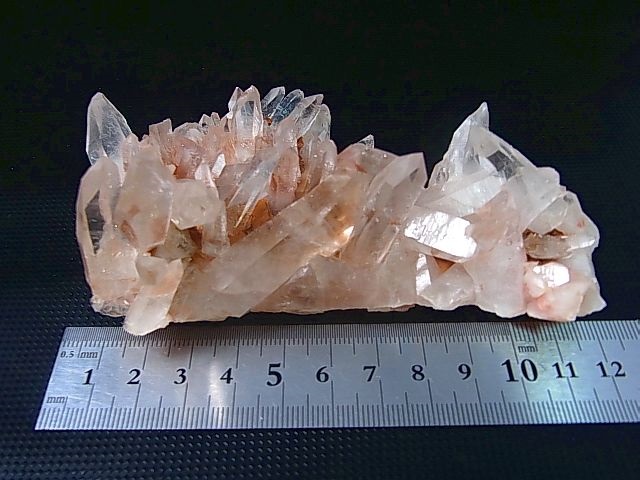 画像: インド・ヒマラヤ産ピンクサマディークオーツクラスター 230.1g