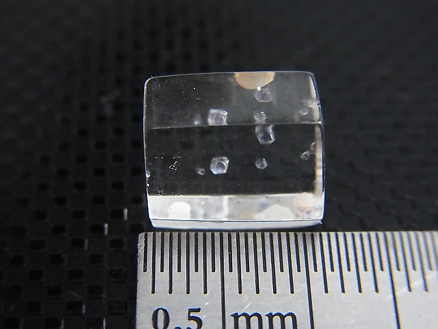 画像: マダガスカル産フローライトインクオーツ研磨原石 1.4g
