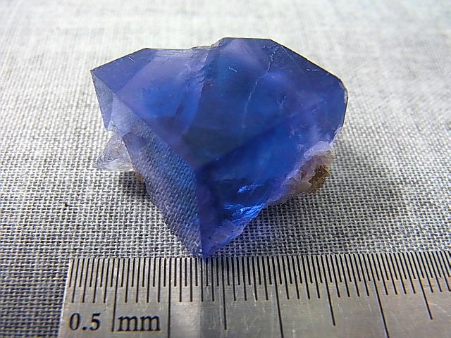 画像: シャンファーリン（香花嶺）産ブルーフローライト原石 11.2g