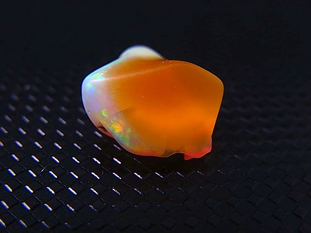 画像1: エチオピアンオパール研磨原石 4.0カラット