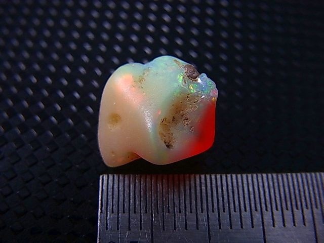 画像: エチオピアンオパール研磨原石 4.0カラット
