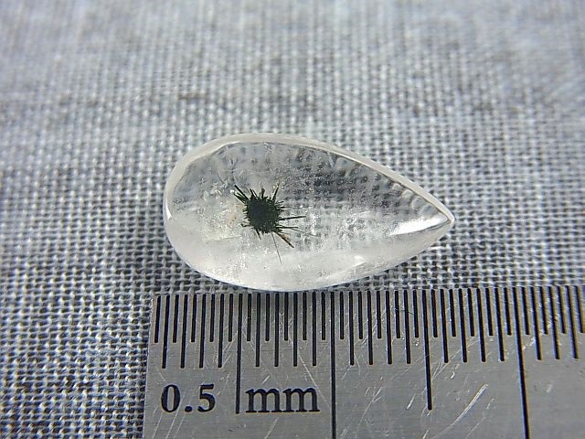 画像: マダガスカル産ホーランダイトインクオーツ研磨原石 0.9g