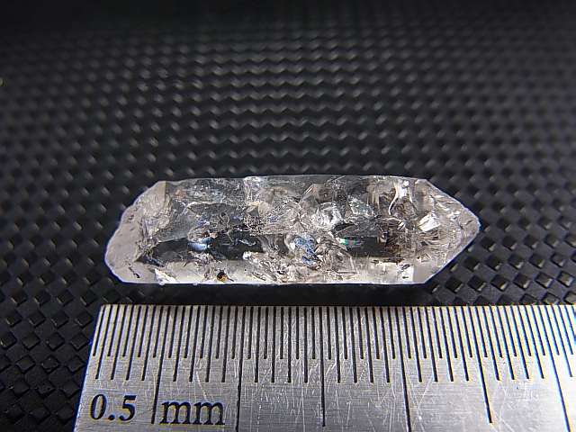 画像: パキスタン・クエッタ産蛍光オイル入りＤＴ水晶 2.0g