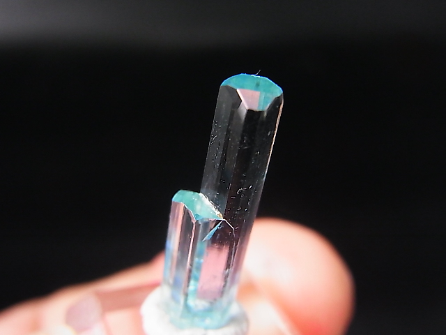 画像: ジェムグレード宝石需要品質：ベトナム産アクアマリン柱状結晶原石（ダブル） 4.4カラット