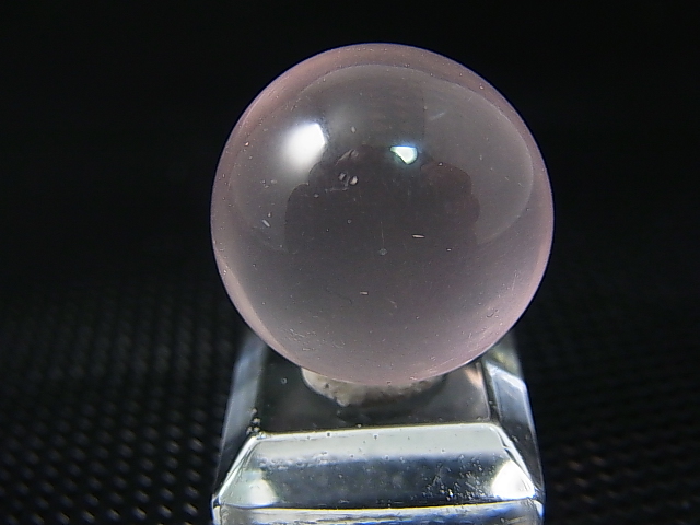 画像: マダガスカル産酸化チタン（ルチル）入りスターローズクオーツ丸玉（エンジェルフェザー） 20mm
