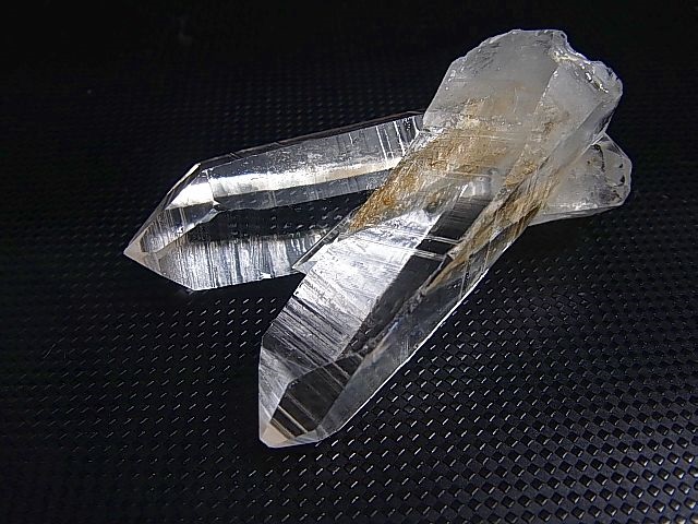画像: ベトナム・ムーカンチャイ水晶「トゥーレ・レムリアンシード」ポイント（ツイン/レムリアンレッジ） 47.5g