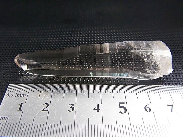 画像: ベトナム・ムーカンチャイ水晶「トゥーレ・レムリアンシード」ポイント（ほぼノンダメージ/ライトスモーキー） 22.8g