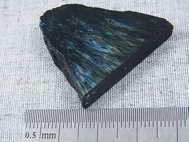 画像: フィンランド産ヌーマイト研磨スライス 11.4g