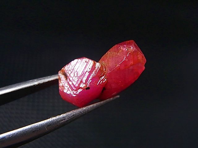画像: ベトナムLuc Yen産ルビー原石 8.8カラット