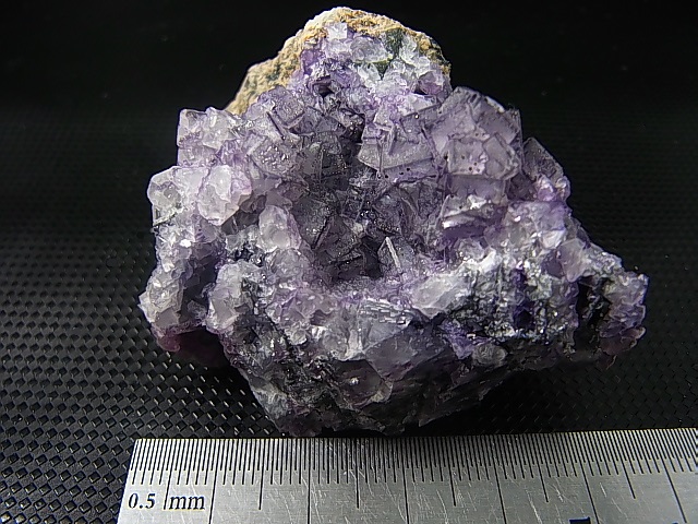 画像: ノルウェー産パープルフローライト原石（蛍光性あり） 93.6g