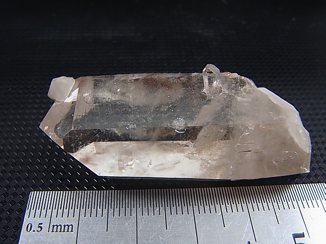 画像: スウェーデン・イェムトランド産ウォータークリア水晶ポイント（アデュラリア付き） 31.0g