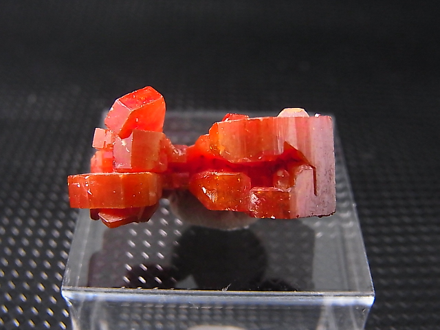 画像: モロッコ産フローターバナジナイト原石 8.9g