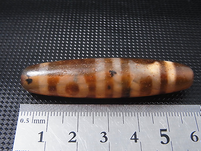 画像: 「双天地」（黒朱砂入り）現代天珠 直径約13.5×60mm
